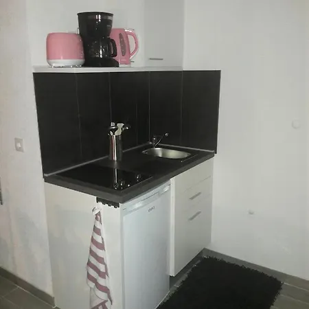Nessa & Meli Apartman Makarska