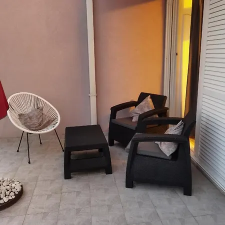 Apartman Nessa & Meli Makarska